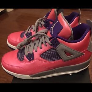 Retro Jordan 4s Sz: 7 Pink, And Purple